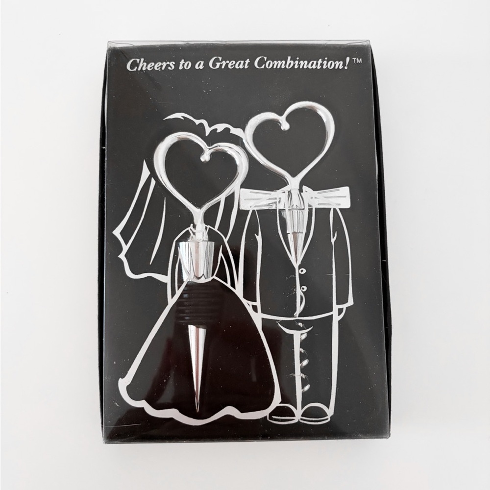 Kate Aspen Wedding Favour Wine Set - Corkscrew and Wine Stopper - Picture 3 of 5